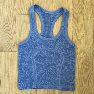 Lulu lemon blue cropped tank